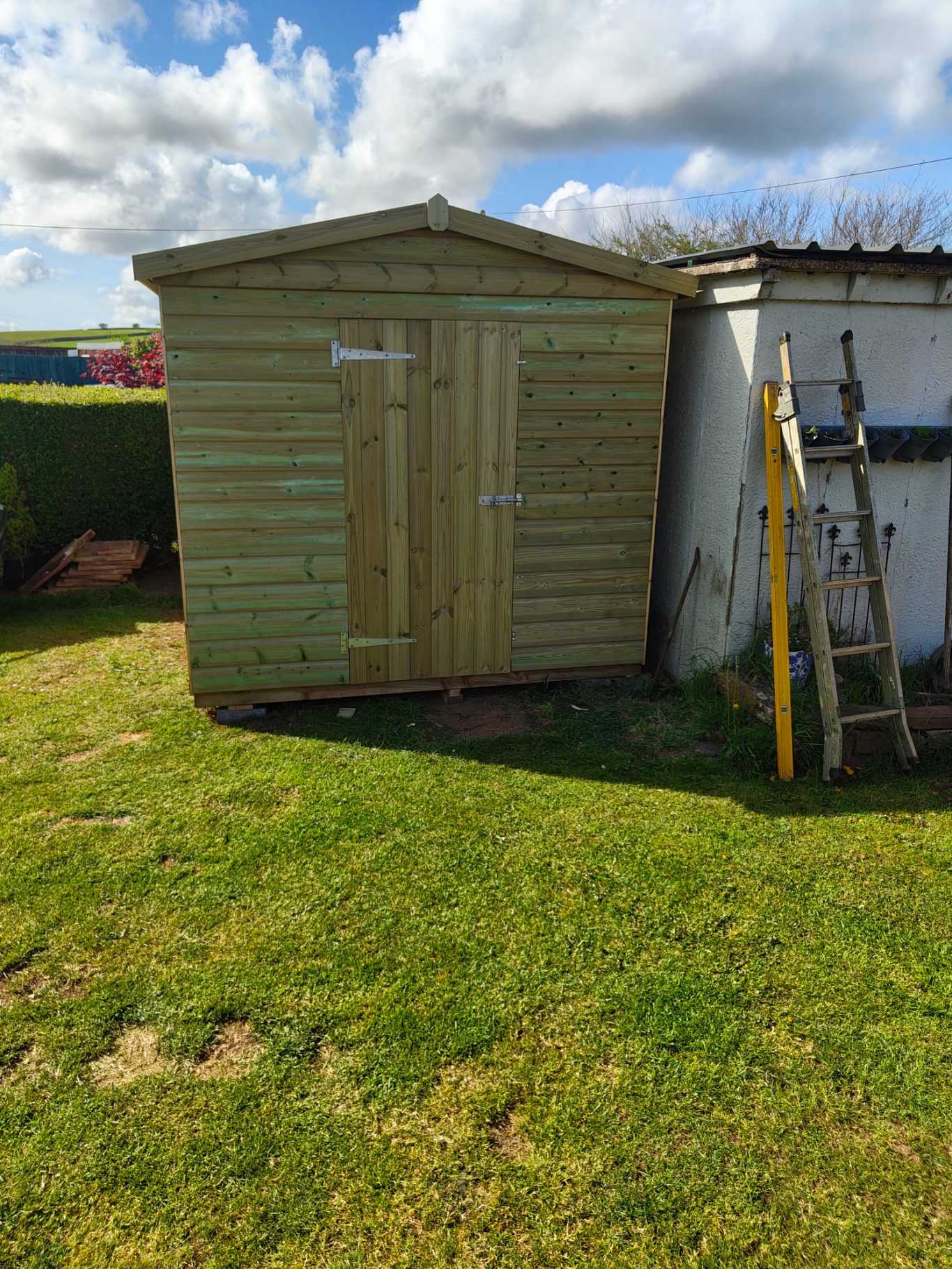 3m x 2.4m (10ft x 8ft) Apex tanalised shed