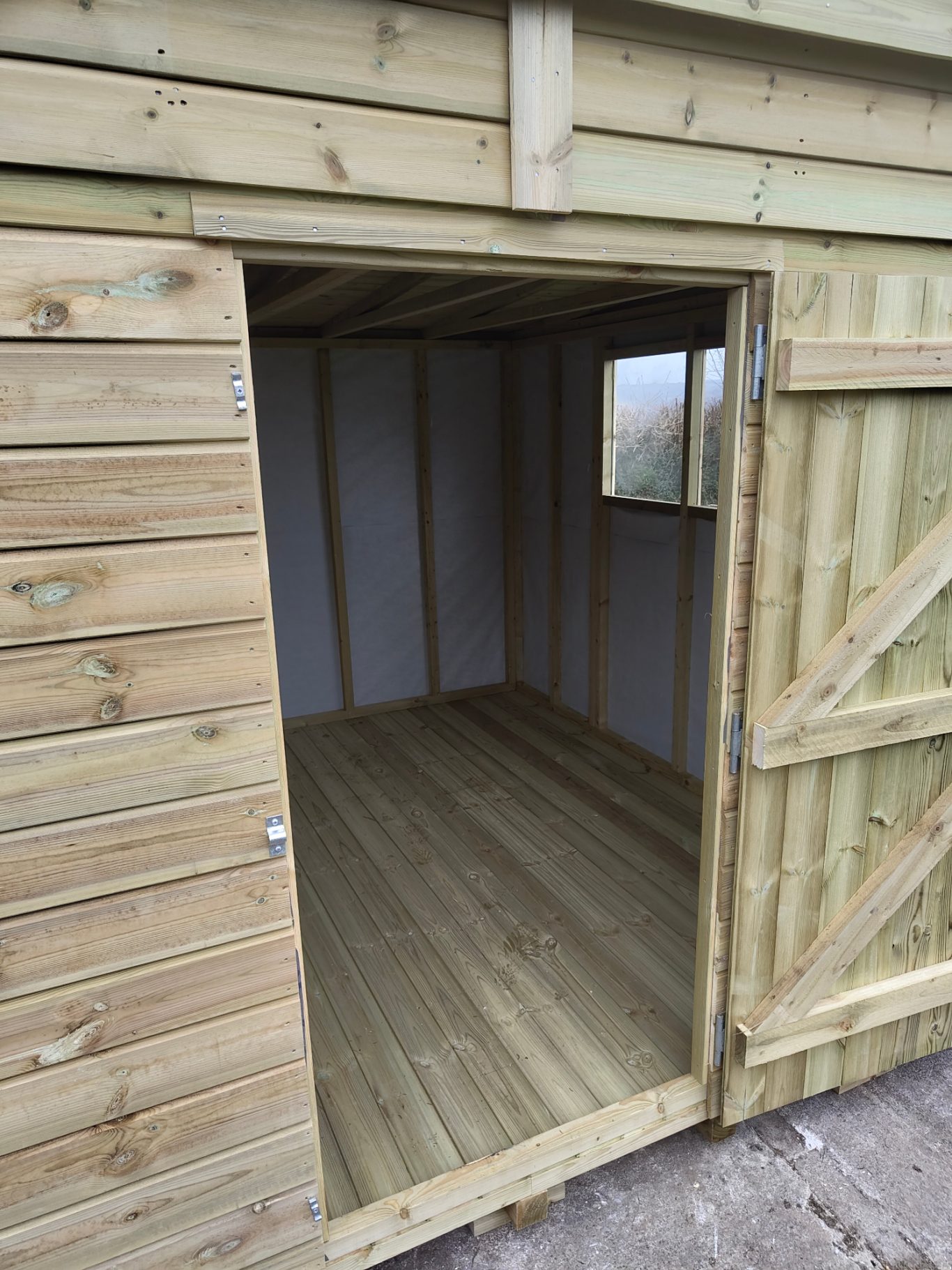 3m x 3m (10ft x 10ft) pent roof shed